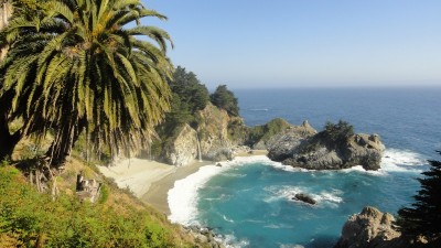 McWay Falls, Julia Pfeiffer Burns State Park - California (hoge resolutie: http://timenelisa.files.wordpress.com/2011/07/dsc01815.jpg)