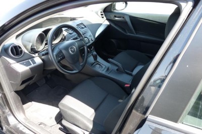 Mazda2.jpg
