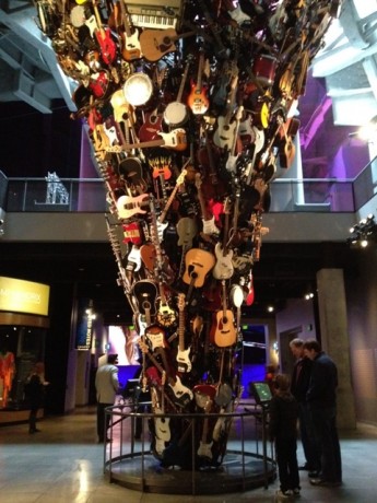 tree-guitar.jpg