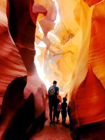 Antelope Canyon.jpg