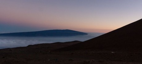 Uitzicht op Mauna Loa onderweg.
