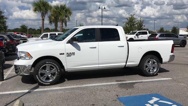Huurauto Dodge Hemi 5.7l vakantie Florida 2019