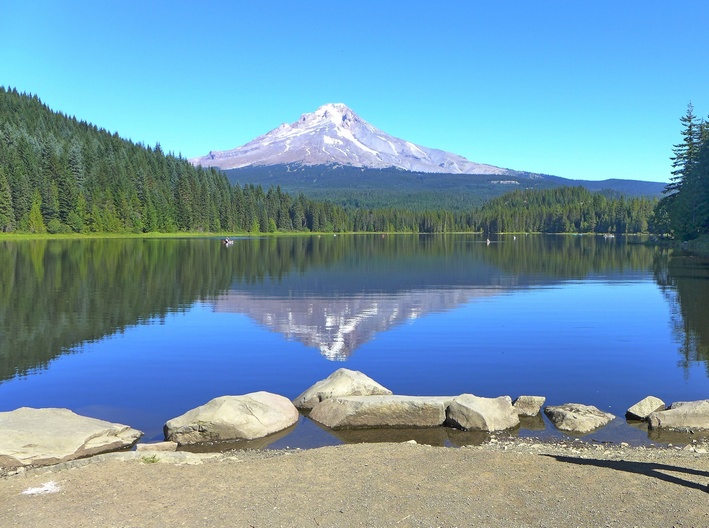 MtHood-TrilliumLake-kl.JPG